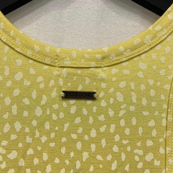 NWT Billabong Vibrant Yellow Printed Dress - Picture 6 of 9